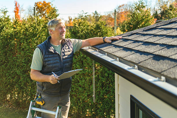 Professional Roofing technician working in Woodville, FL